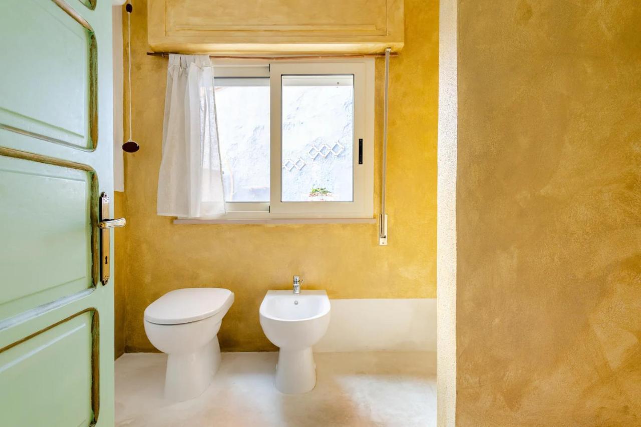 Duas Pedras, Private Apartment In The Heart Of Bosa Exterior foto